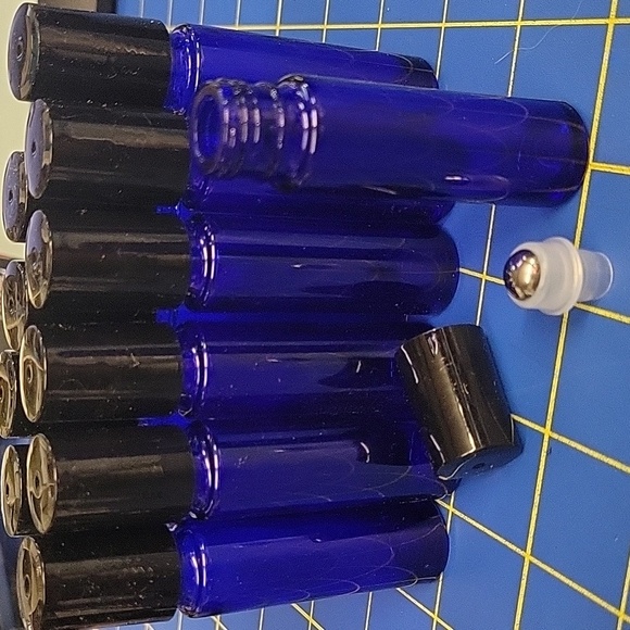 Felt's Fun Finds Other - Bundle of 11 Roller Bottle Essential Oil, Lip Gloss or Perfume 6.5" ml